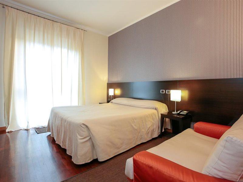 Hotel Aleramo Asti Kültér fotó