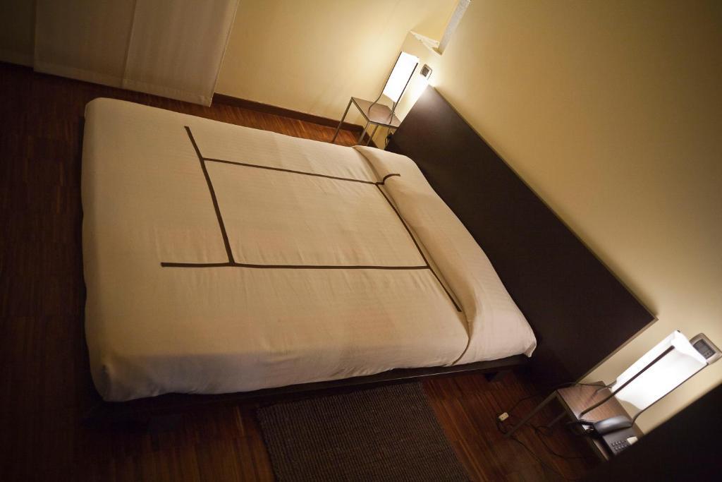 Hotel Aleramo Asti Szoba fotó